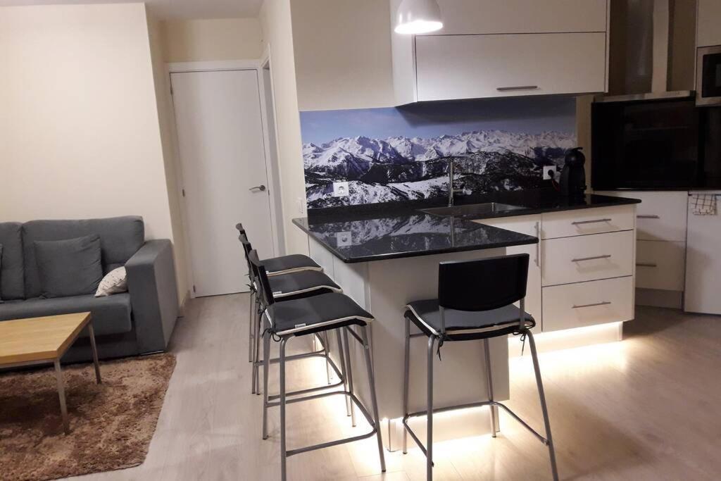 Nuevo Y Acogedor Apto En Vielha-Betren. Con Garaje Apartment Exterior photo