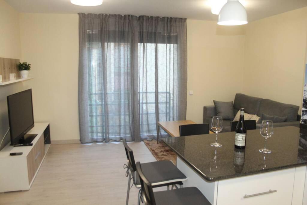 Nuevo Y Acogedor Apto En Vielha-Betren. Con Garaje Apartment Exterior photo